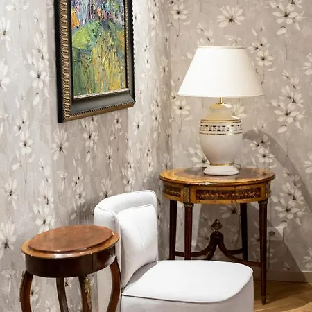 Seven Luxury Апартаменты *