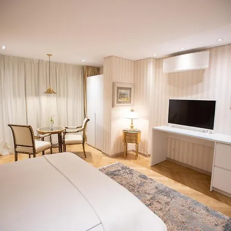 Seven Luxury Tirana
