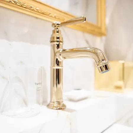 Seven Luxury * Тирана