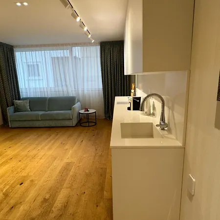 Seven Luxury Апартаменты Тирана